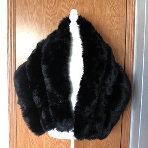 #356 Faux fox fur wrap
